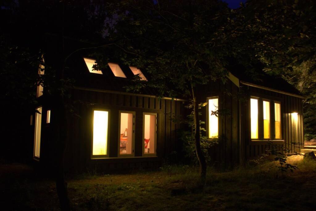 Oak Cottage Near Ronne & Beach ภายนอก รูปภาพ