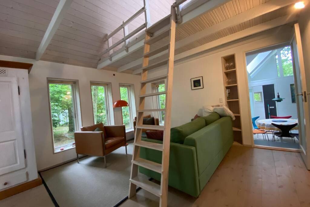 Oak Cottage Near Ronne & Beach ภายนอก รูปภาพ